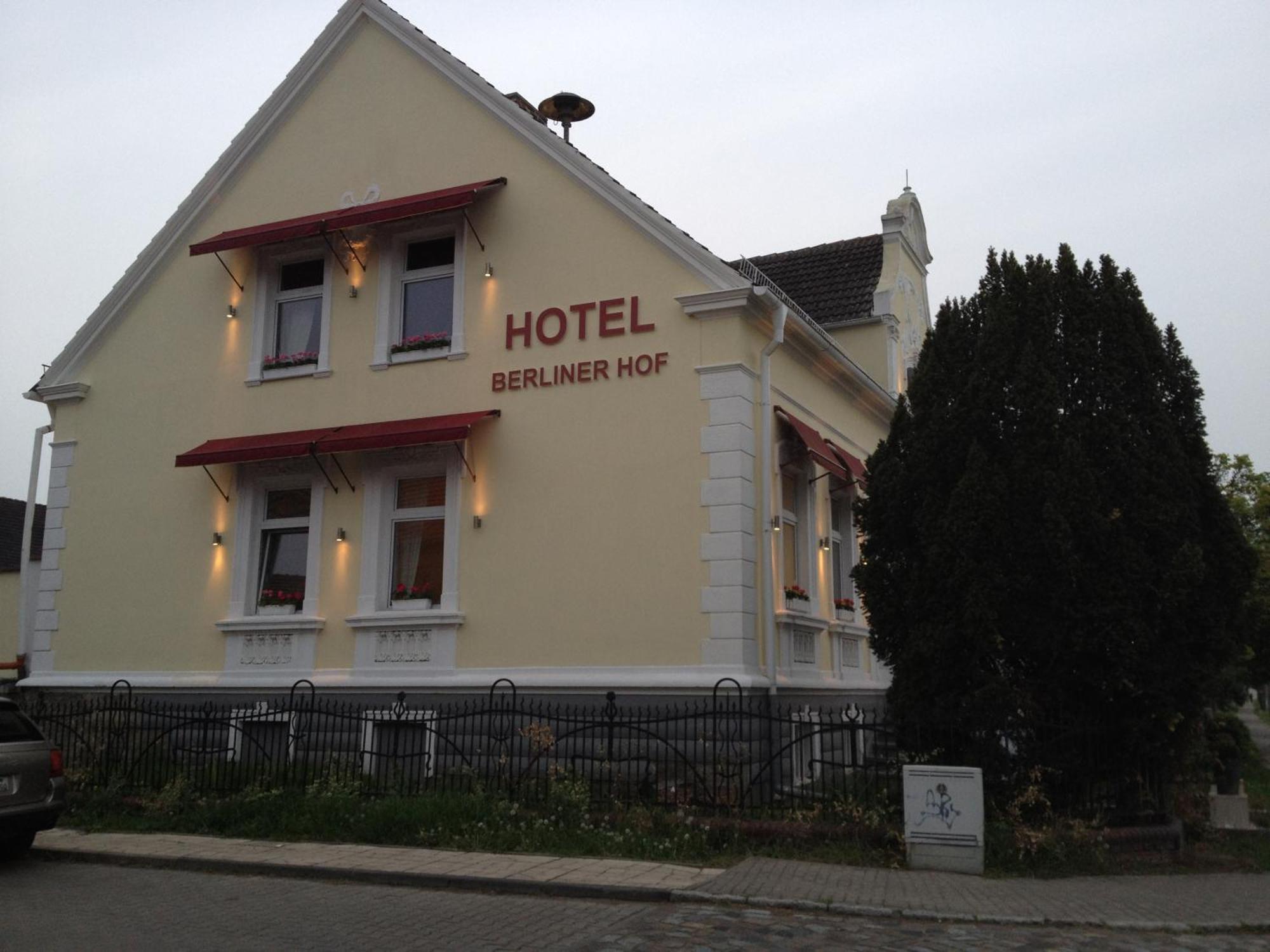 Hotel Berliner Hof Dallgow-Doeberitz Exterior foto
